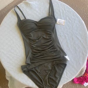 La Blanca olive tankini